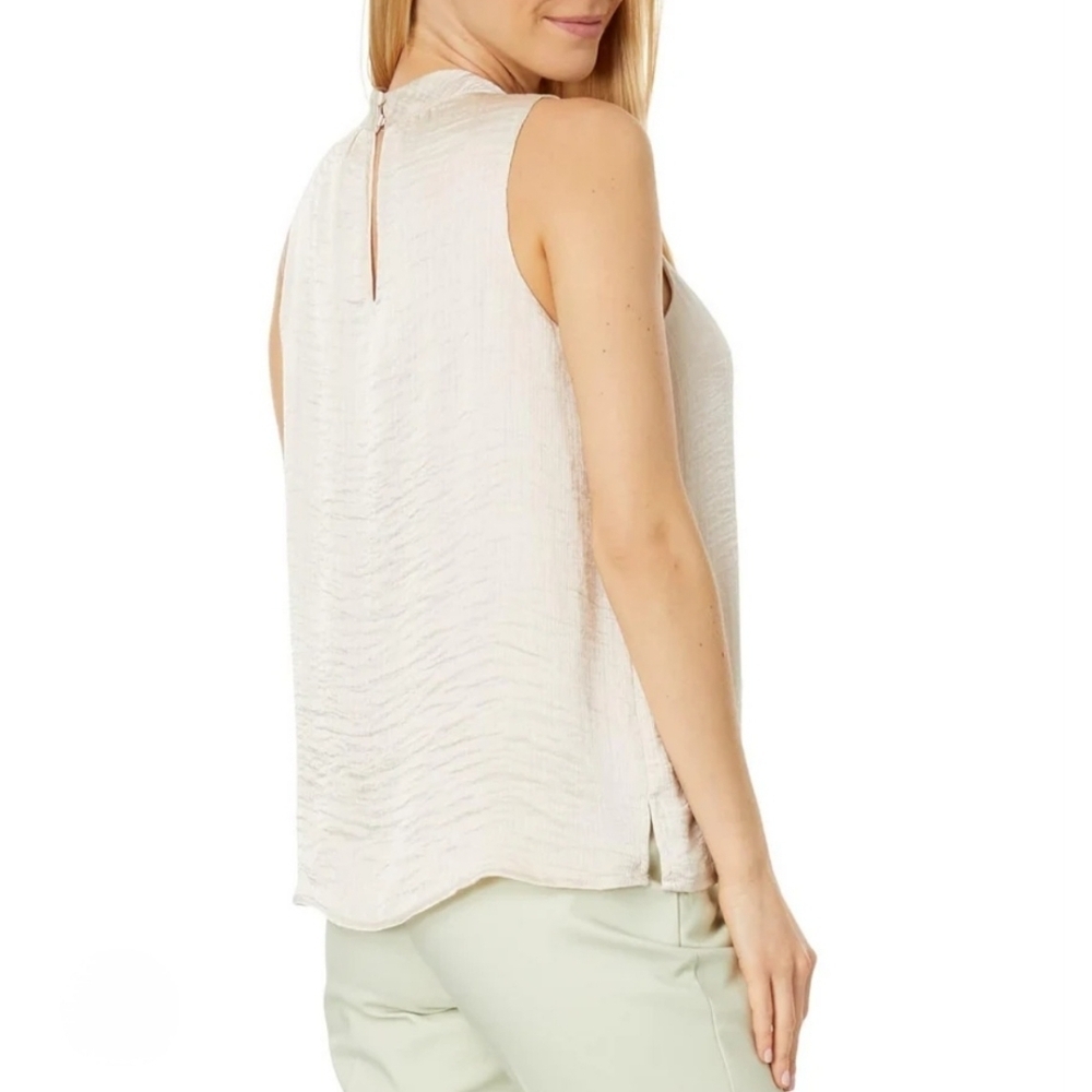 Vince Camuto Ivory Satin Button Up Sleeveless Blouse XL - Picture 2 of 10